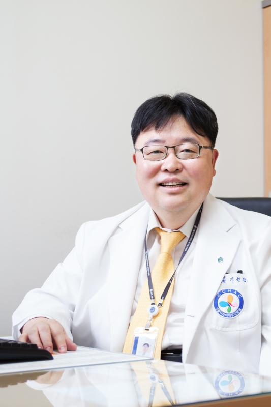 국민 스포츠 스타가 나서서 술 권하는 대한민국